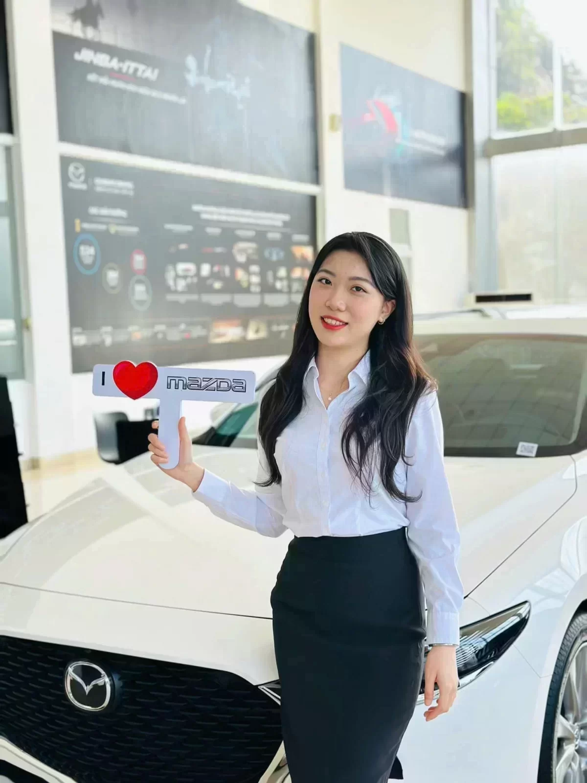 Tư vấn viên Kia tại Quảng Ninh